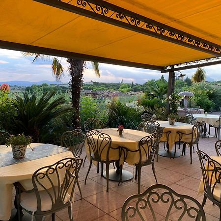 Hotel La Dolce Vita Кавайон Веронезе Екстериор снимка
